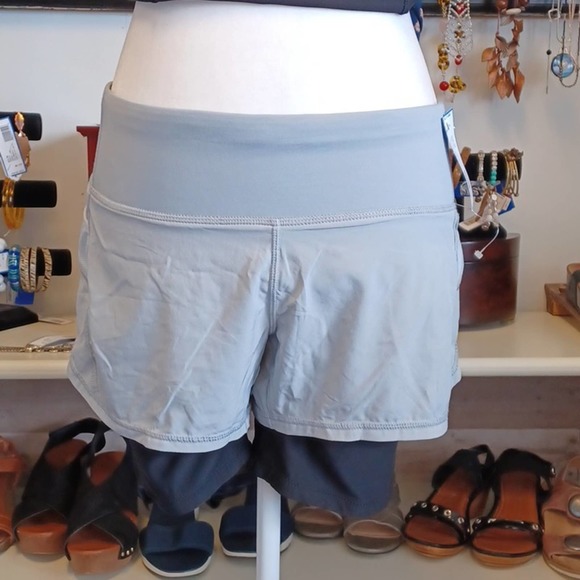 EUC Athleta 2 in 1 Ready Set Go Shorts Grey Black - Picture 2 of 7